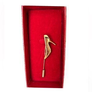 Salvatore Ferragamo pin